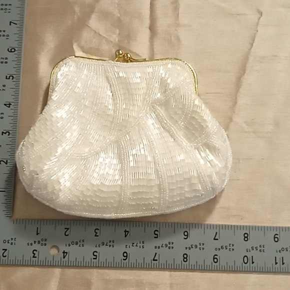 1920s Stylish Small Ivory Sequined Gold Women\'s Clutch with Strap NWOT